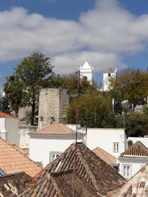 Tavira Downtown Calm House